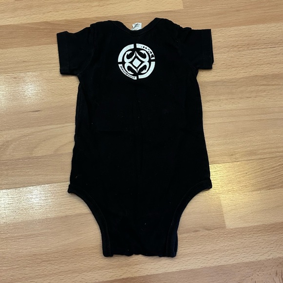 Don’t jack my swag Maui built onesie - Picture 7 of 10